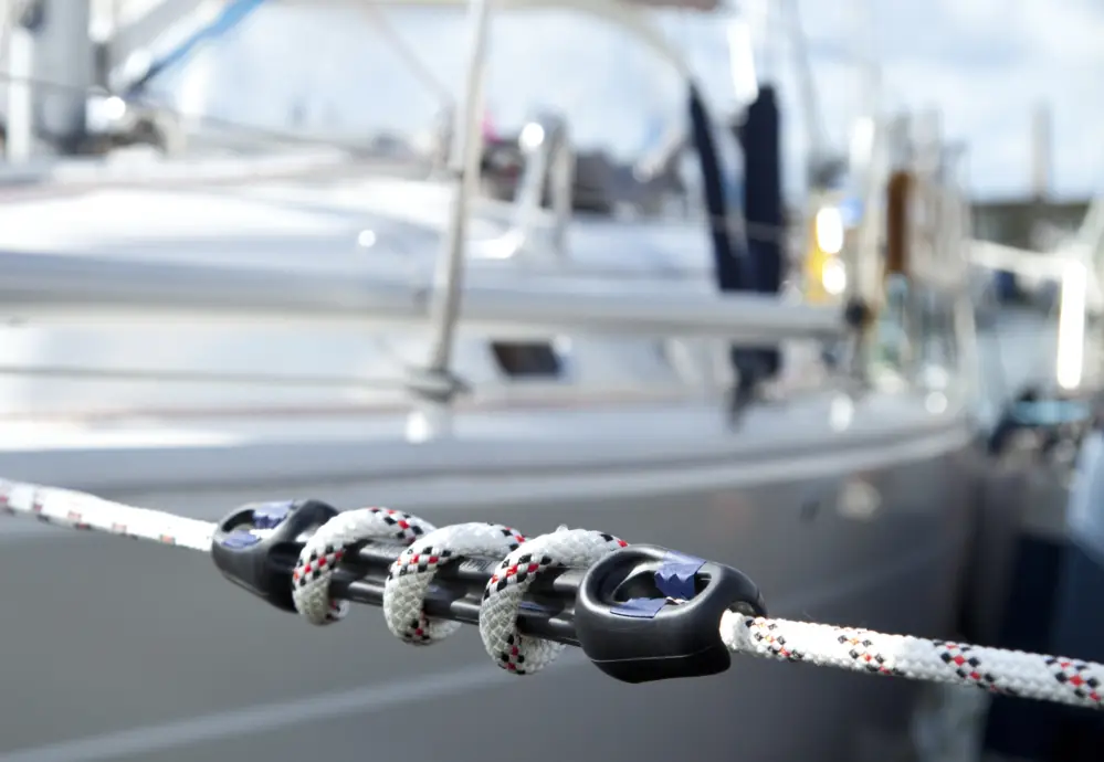Offre Spéciale AMORTISSEUR D'AMARRE U-CLEAT Ø 16-20 MM